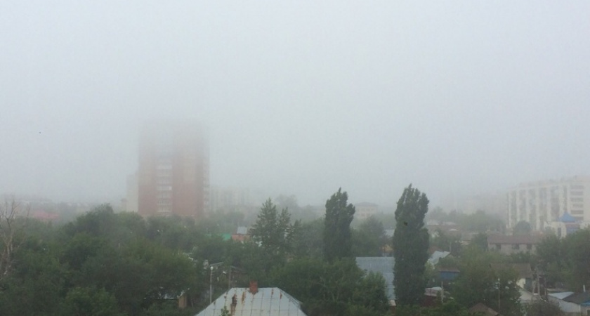 Пелена. Оренбург накрыло туманом