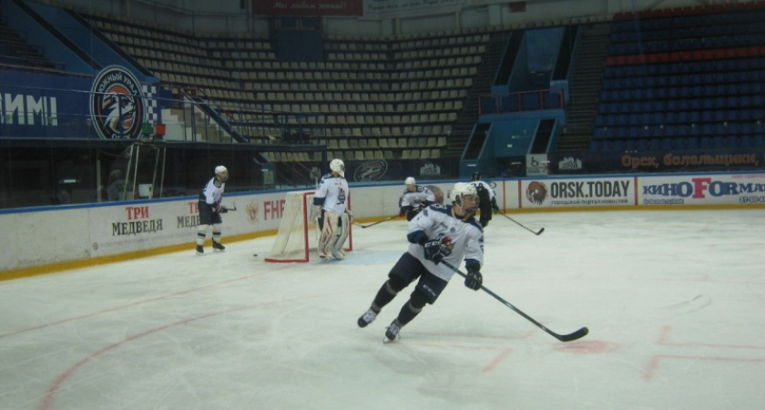 Первая проба сил. Оренбургские "Сарматы" обыграли орский "Южный Урал–Металлург"