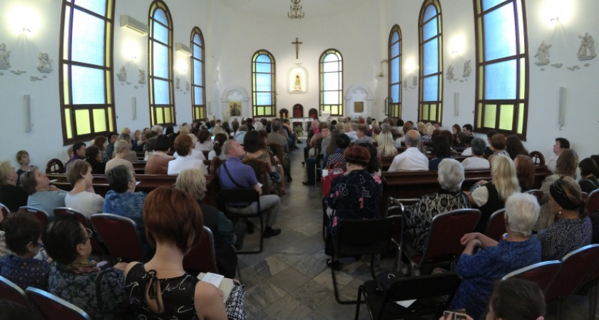Без вычурности. В Оренбурге начались вечера органной музыки