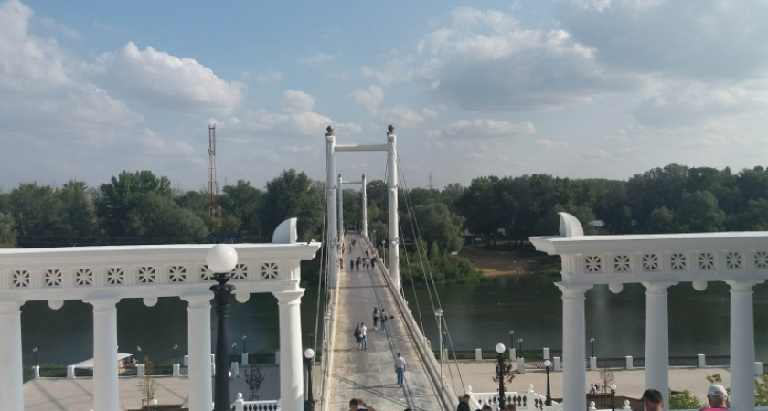 Проходи, кто хочет. В Оренбурге открыли спуск к Уралу