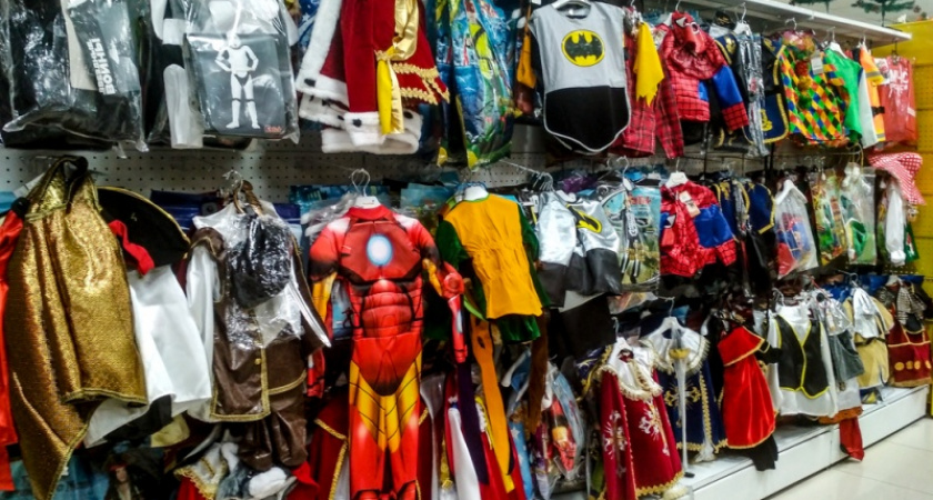 Дружба народов. Руслан Шарафутдинов об ассортименте детских костюмов в Оренбурге