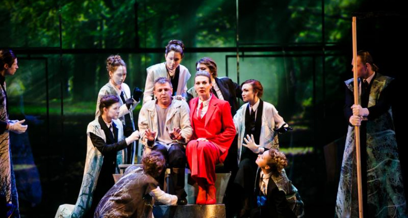 И плакать, и смеяться. Константин Шальнев о спектакле Оренбургского драмтеатра "Лодочник"