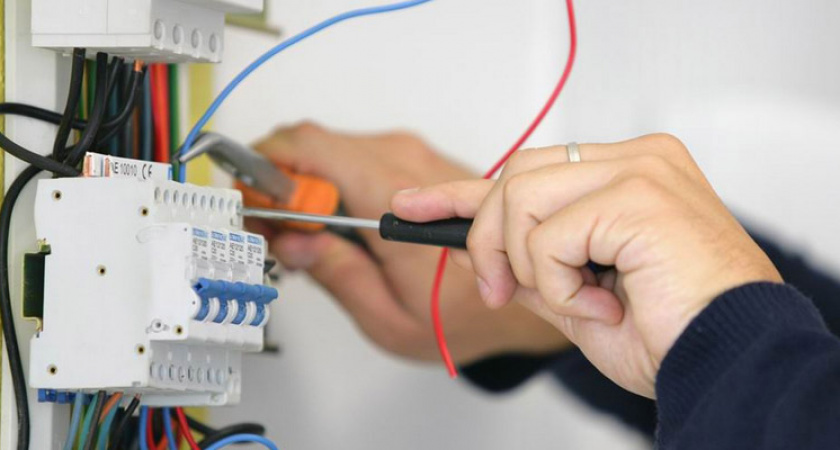 Ремонт продолжается. Информация об отключениях света в Оренбурге 09.01.19 г.