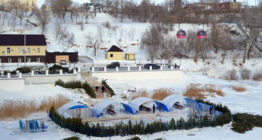 Полотенце и фруктовый чай. МЧС Оренбуржья о правилах для крещенских купаний
