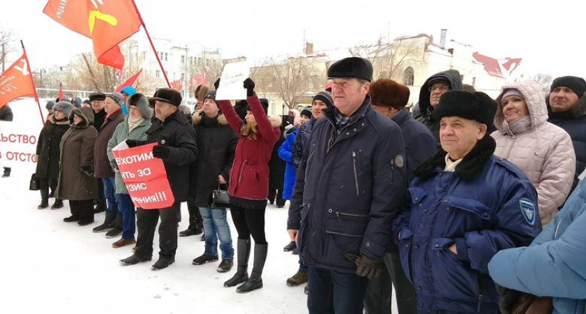 Потихоньку-помаленьку. В Оренбурге прошел митинг против «мусорной реформы»