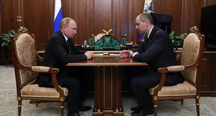 Смена. Врио губернатора Оренбургской области назначен Денис Паслер