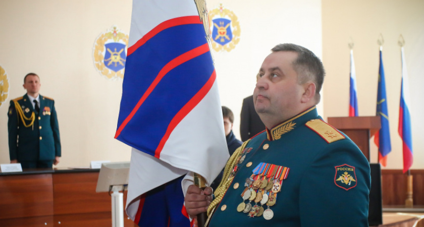 Крепкий пограничный. Денис Матюхин о вручении боевого знамени 31-й Оренбургской ракетной армии РВСН
