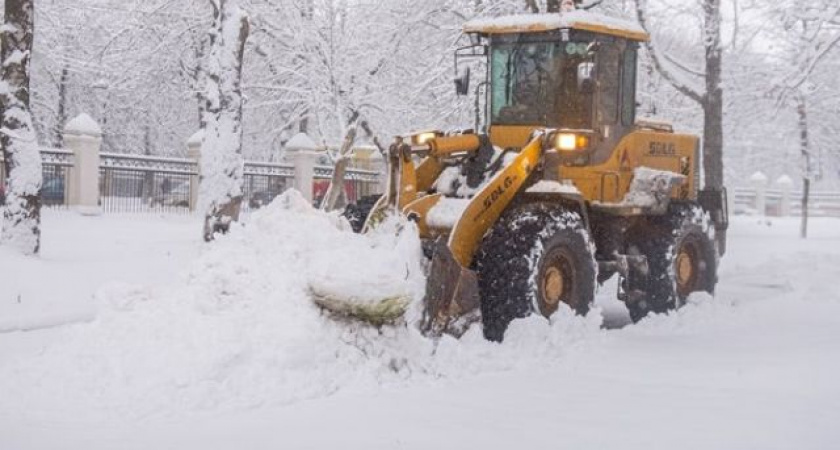 Девять УК оштрафовали за некачественную уборку снега