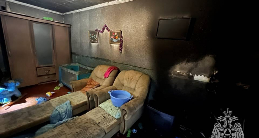 В Оренбурге на пожаре спасли пятеро детей и женщину 