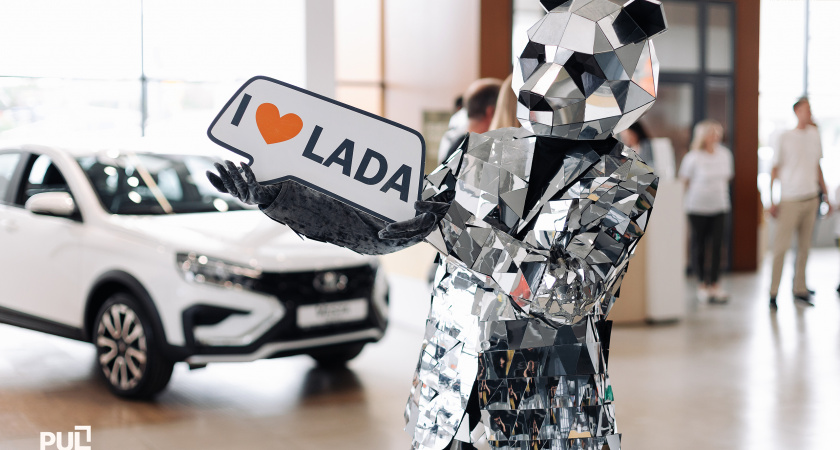 В Оренбурге презентовали LADA Vesta нового поколения 