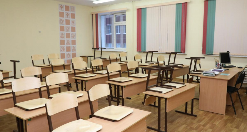 В Орске по решению администрации закрыли школу №27