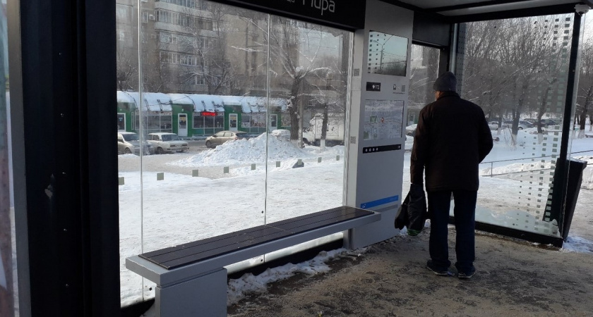 Мониторинг работы общественного транспорта в Оренбурге выявил задержки 5 маршрутов