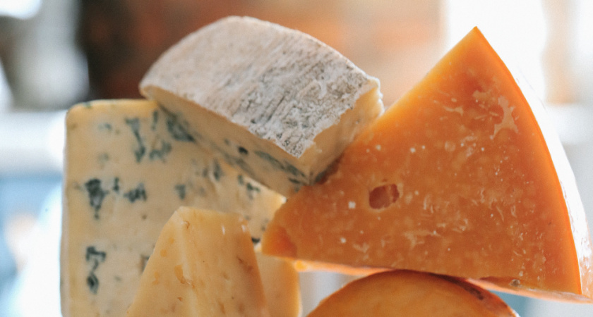 В Оренбурге уничтожили запрещенный сыр