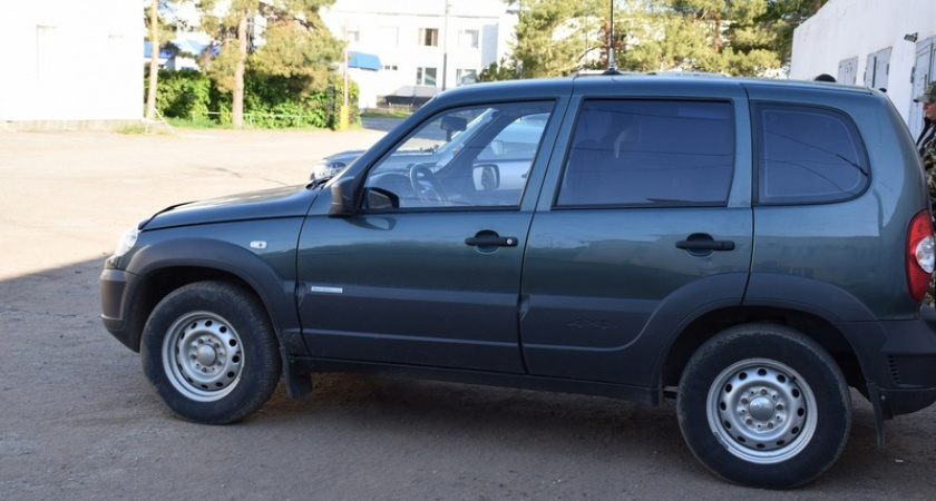Жители Ташлинского района собрали груз и купили автомобиль для военных