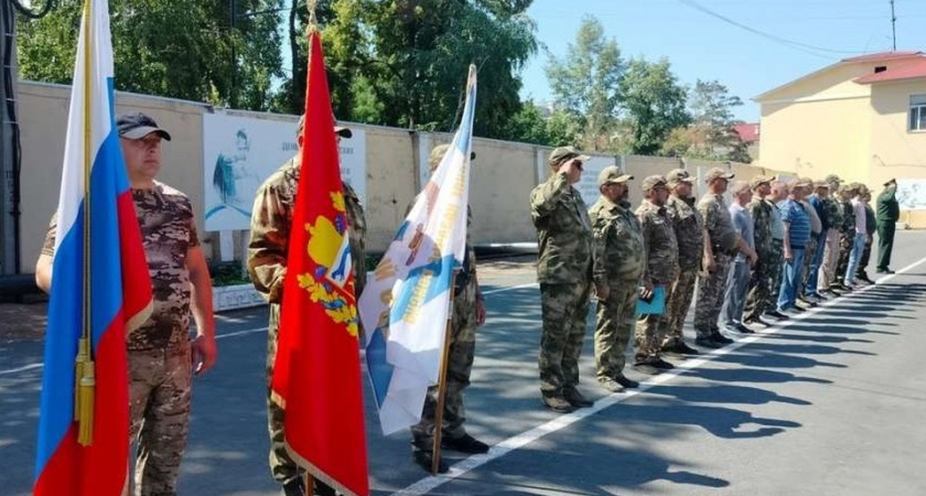 Из Оренбурга отправились 15 добровольцев в зону СВО