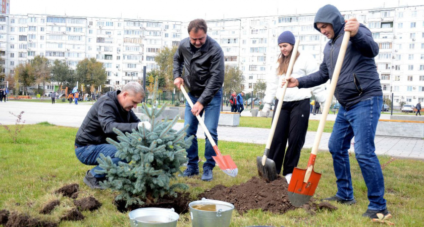 В Оренбурге заложили Сад счастливой семьи