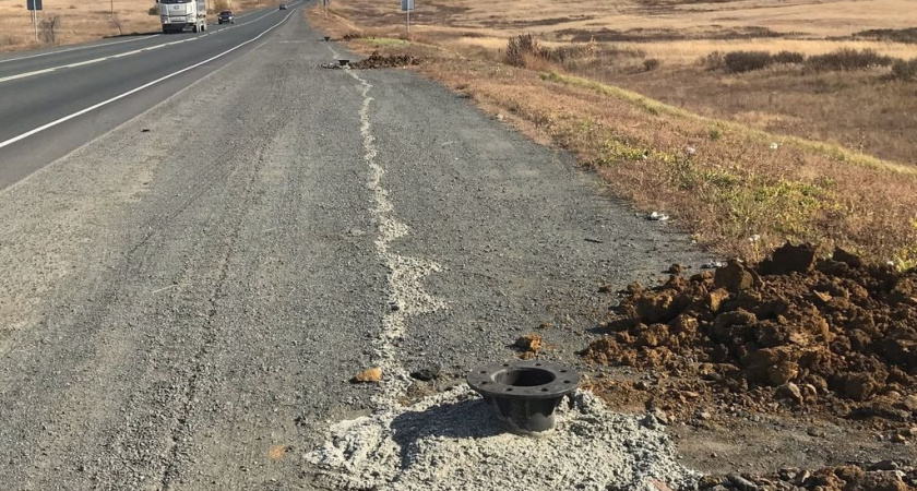 В Оренбургской области на трассах включили освещение, установленное летом