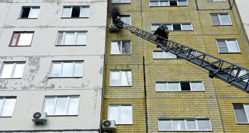 В Оренбуржье квартира загорелась из-за фейерверка