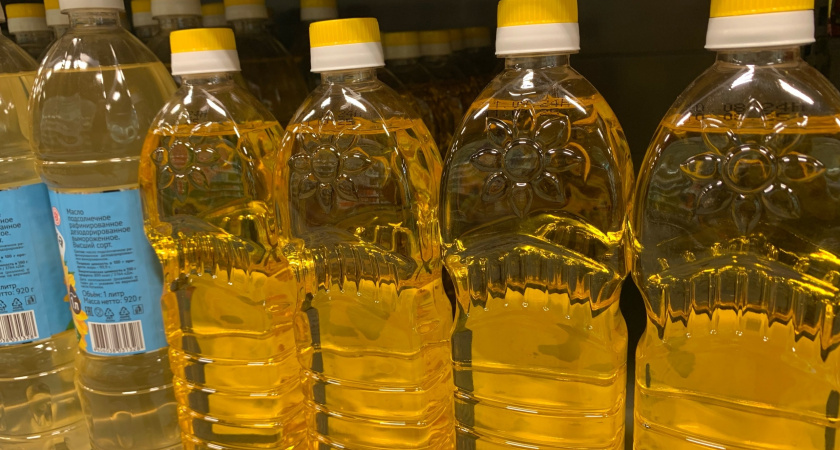 Янтарная гадость в бутылке: это растительное масло точно стоит обходить стороной. Опубликован черный список