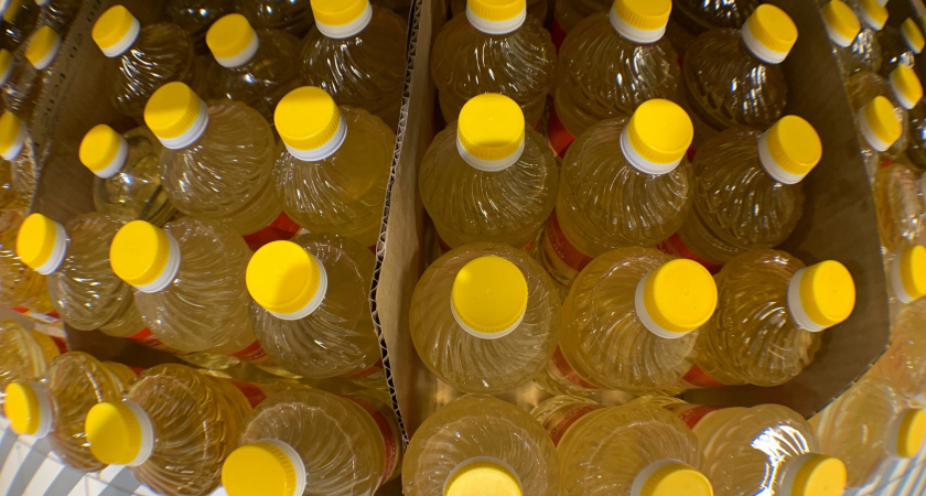 Янтарная гадость в бутылке: это растительное масло точно стоит обходить стороной. Опубликован черный список
