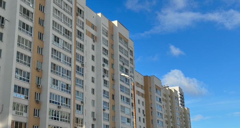 Решено окончательно — ждите "гостей": с 1 февраля штраф 15 000 рублей в день для собственников квартир с балконом