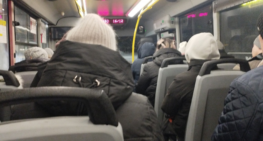 В Оренбурге при падении пострадала пассажирка ПАЗа