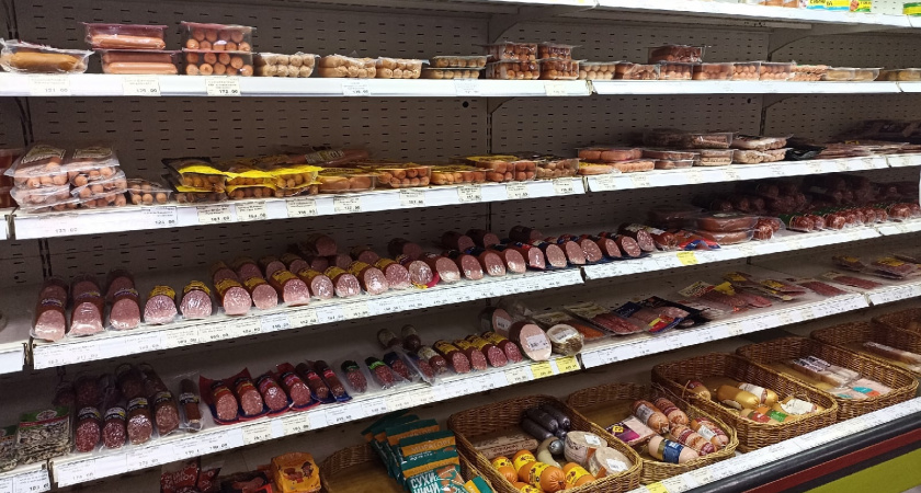 Роспотребнадзор изъял из обращения 6,4 тонны пищевой продукции 