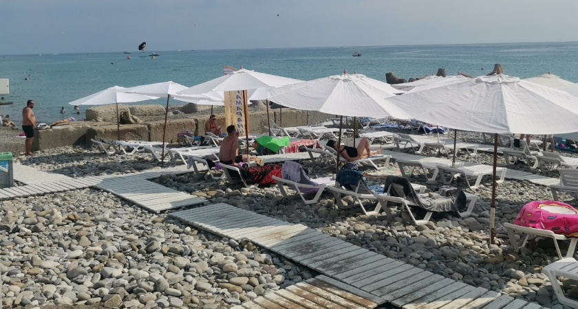 "Больше туда ни ногой даже бесплатно": россиянин оставил честный отзыв об отдыхе в Абхазии