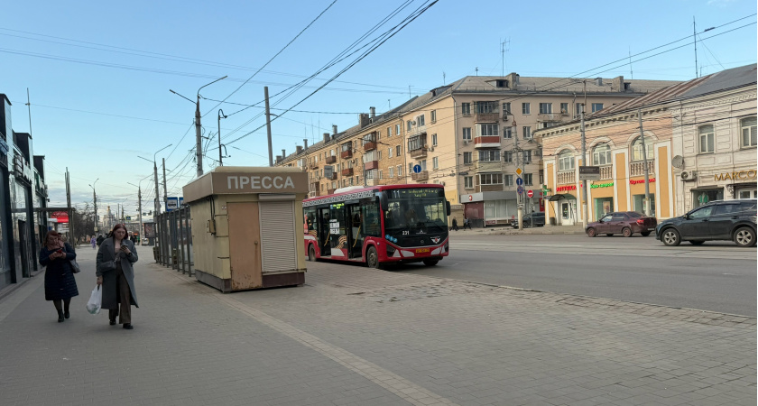 В Оренбурге снесли киоск с газетами из-за просроченного договора