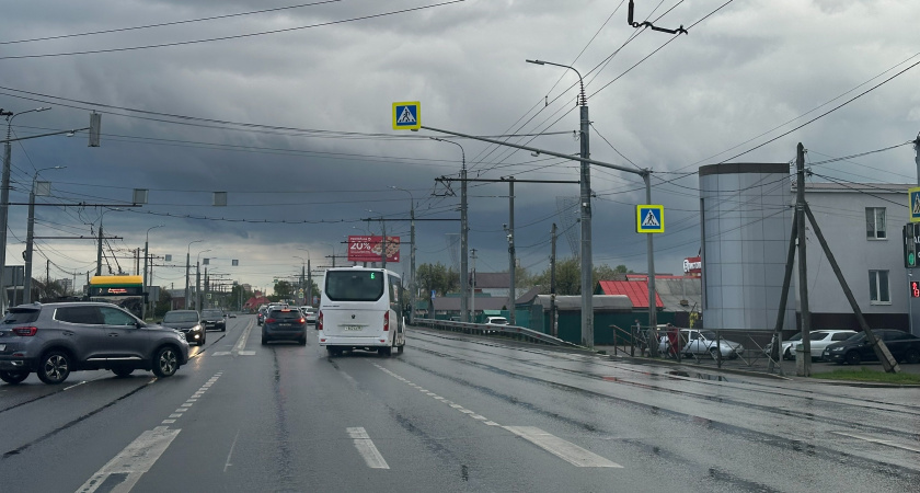 Оренбург продолжает обновление дорог на улице Корецкой и Парковом проспекте