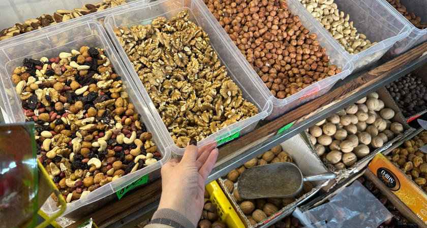 Ученые назвали самый полезный орех — не лесной, не арахис и в два раза полезнее грецкого