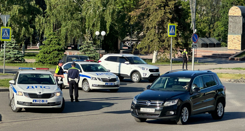Под Оренбургом пьяный водитель вылетел в кювет