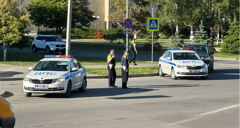 На трассе под Бузулуком Лада врезалась в КамАЗ 