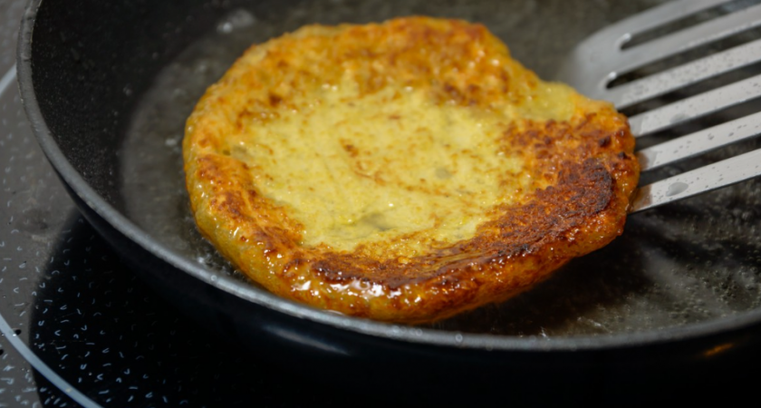 Заварные оладьи на кефире, пышные: и вкус не такой как у традиционных оладьев