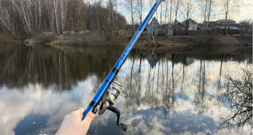 Почему у меня лещ клюёт, а у других нет: секретный способ ловли с лодки при плохом клёве