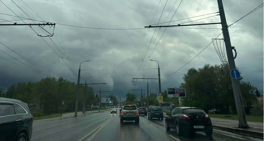 В Переволоцком районе снова ездят через Гусиху