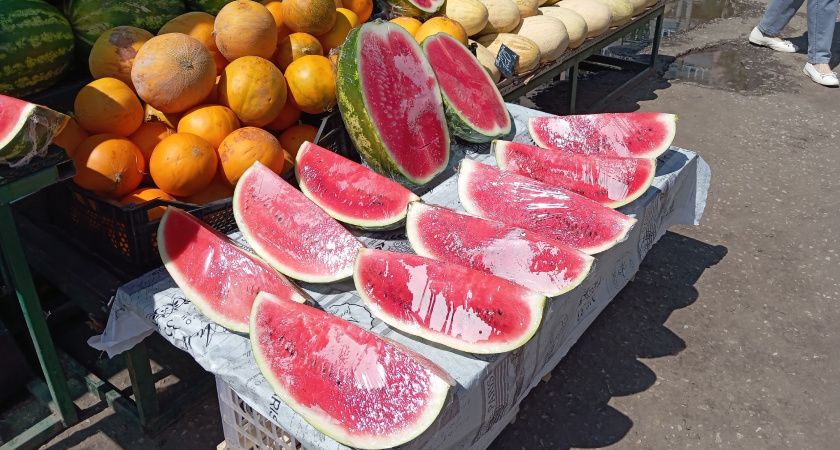 Ученые назвали самый полезный фрукт - не груша, не банан и в два раза полезнее апельсина