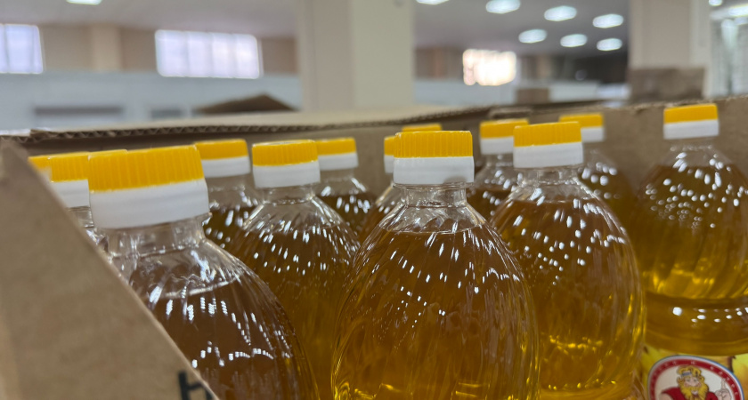 Янтарная отрава в прозрачной бутылке: Роскачество назвало худшие бренды растительного масла