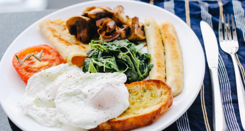  Ученые назвали самый вредный завтрак: это не яичница с беконом и даже не сладкие хлопья