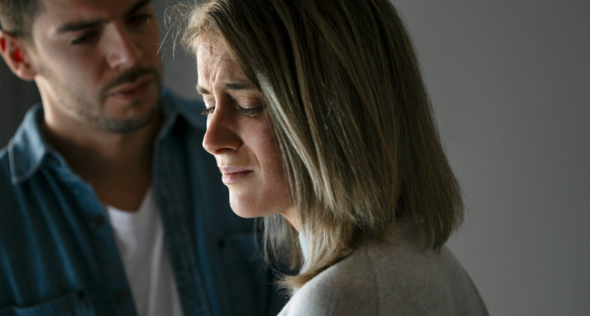 Почему женщины уходят от хороших мужчин: проницательное объяснение Черчилля