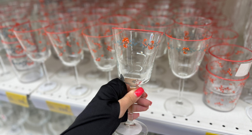 Почему стаканы и чашки нужно хранить перевернутыми: запомните раз и навсегда