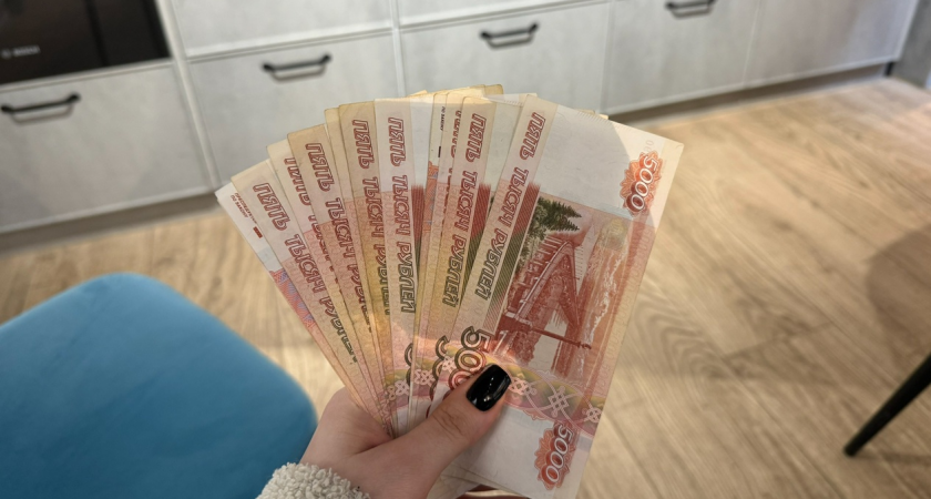 Спросил у знакомого владельца компании: почему Вы не платите достойные зарплаты сотрудникам - ответ поразил 