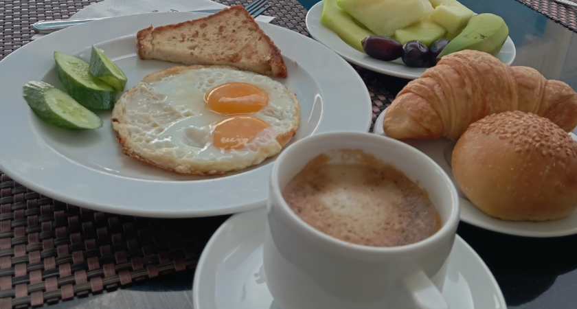 Ученые назвали самый вредный завтрак - не яйца и не хлопья, в 100 раз хуже каши