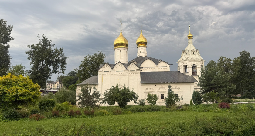 Священники из Оренбурга участвовали в обряде освящения креста