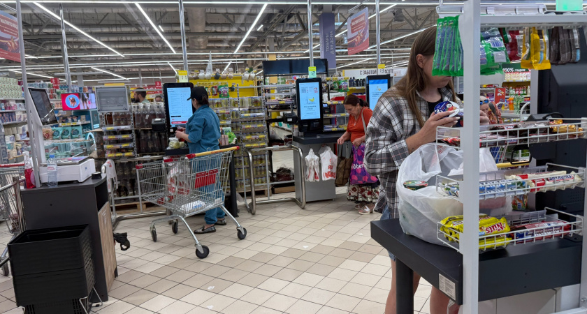 В июле в Оренбуржье подорожали услуги, а продукты подешевели