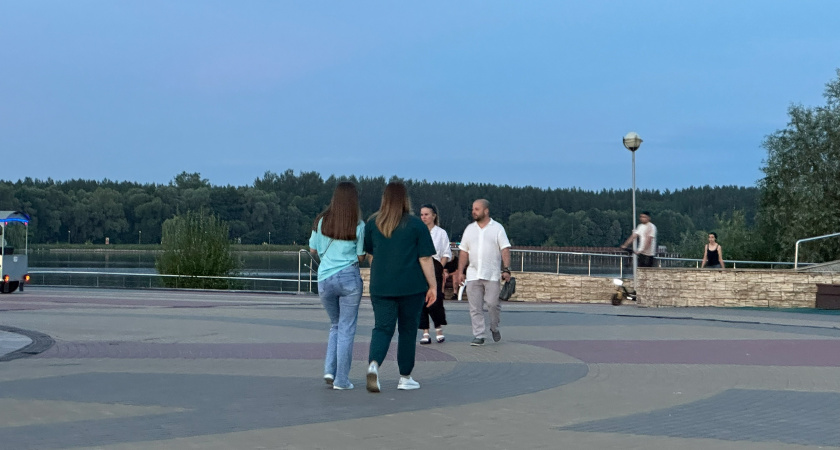 Сувенирные «теремки» начали работу на Советской