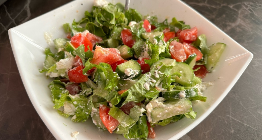 Салат из огурцов на скорую руку