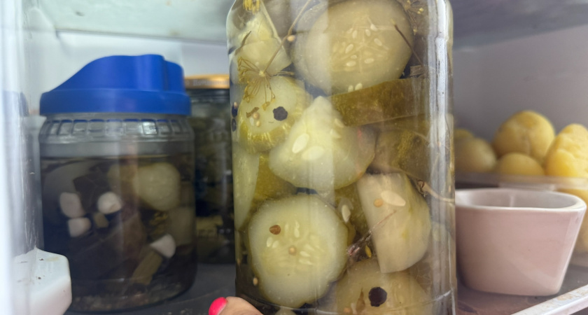 Оренбургские осужденные изготавливают соленья