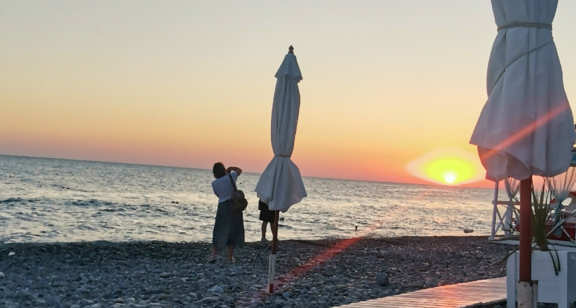 Обзор на черноморский курорт Широкая балка