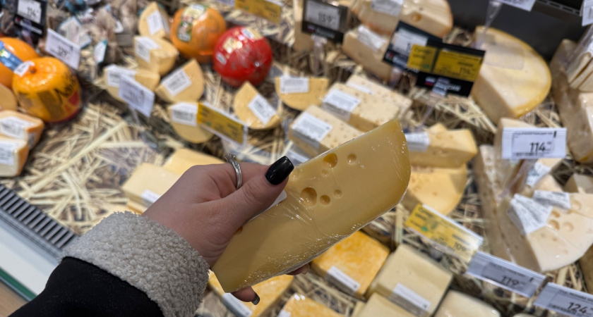 Марки сыров, в составе которых, в ходе проверок Роскачества, обнаружены нарушения